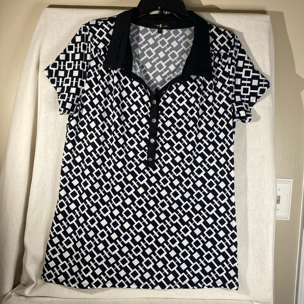 Black/White Large Shirt